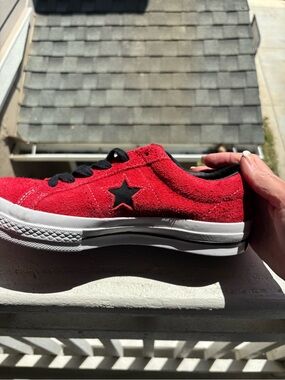 NEW Converse OneStar Ox Red Shaggy Suede “Loyal To One” DS Men’s 6.5 Women’s 8.5